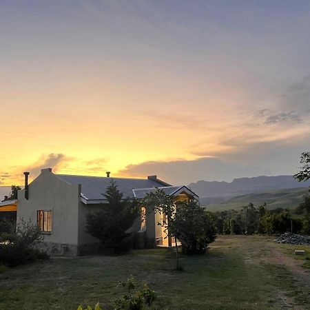 Berghouse And Cottages Langkloof Екстериор снимка