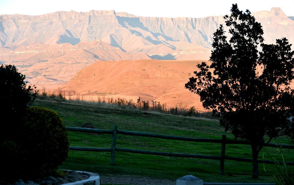 Berghouse And Cottages Langkloof Екстериор снимка