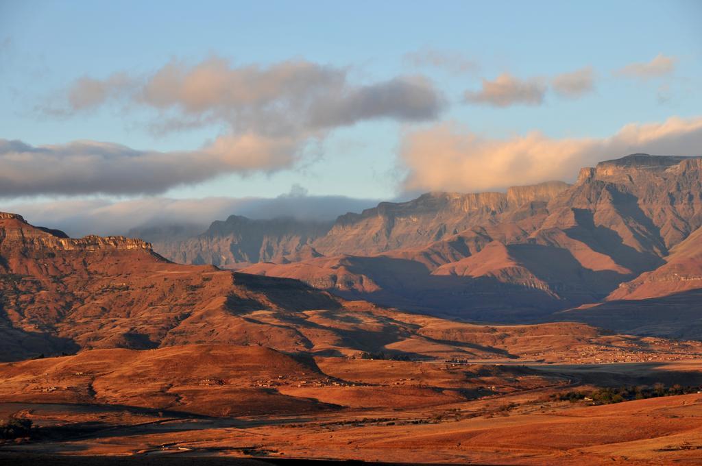 Berghouse And Cottages Langkloof Екстериор снимка